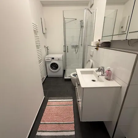 1 In Location-magnolia Apartment *